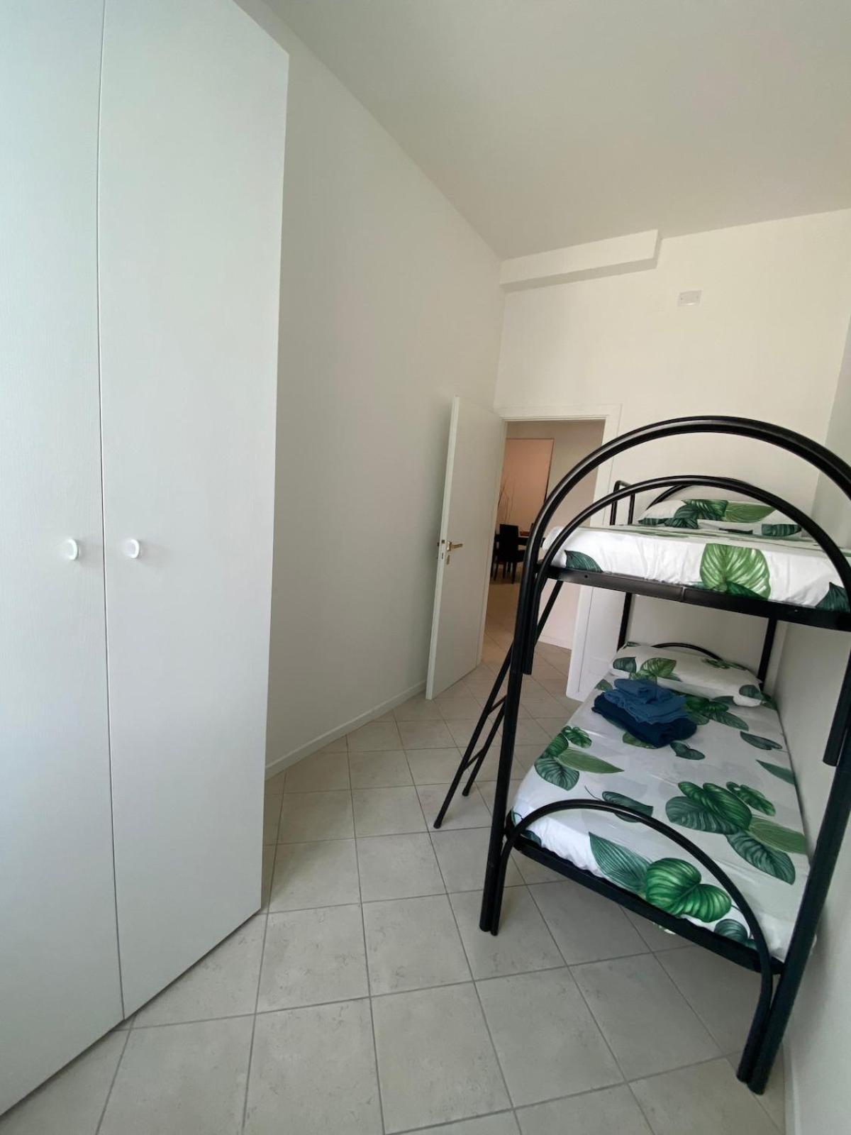 Ampio Appartamento In Posizione Strategica Rimini Exterior foto