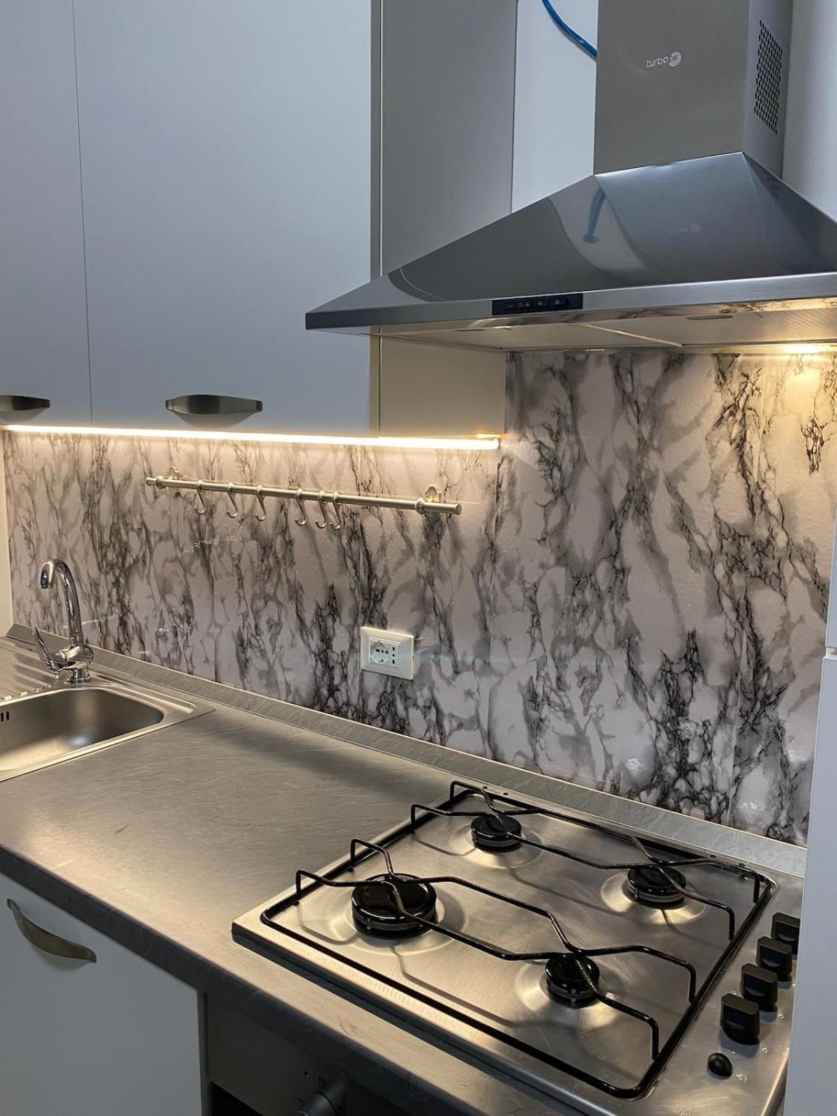 Ampio Appartamento In Posizione Strategica Rimini Exterior foto